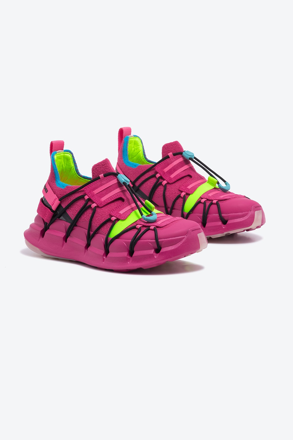 オリバーガル　正規品　Luxury Stacked Shoes Rose Amazon.com | ROXY-ROSE Women Lightweight Metallic Hologram